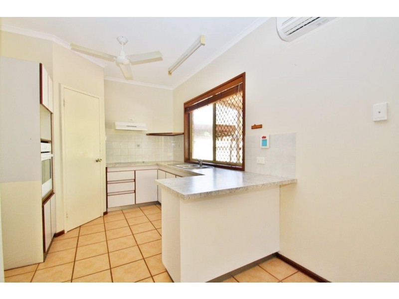 12B Macnee, Broome WA 6725