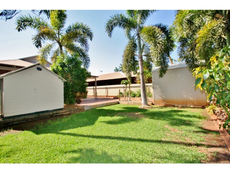 12B Macnee, Broome WA 6725