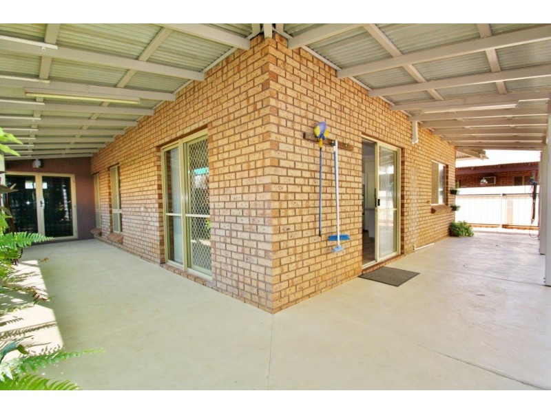 12B Macnee, Broome WA 6725