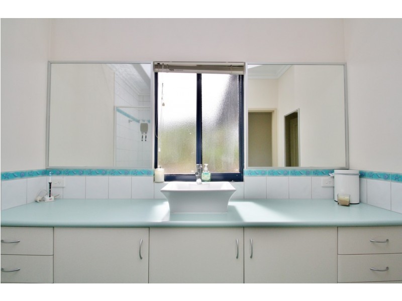 65 Wattle Drive, Roebuck WA 6725