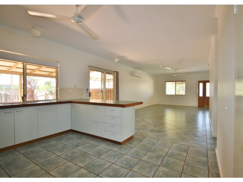 14 Whimbrel Street, Djugun WA 6725