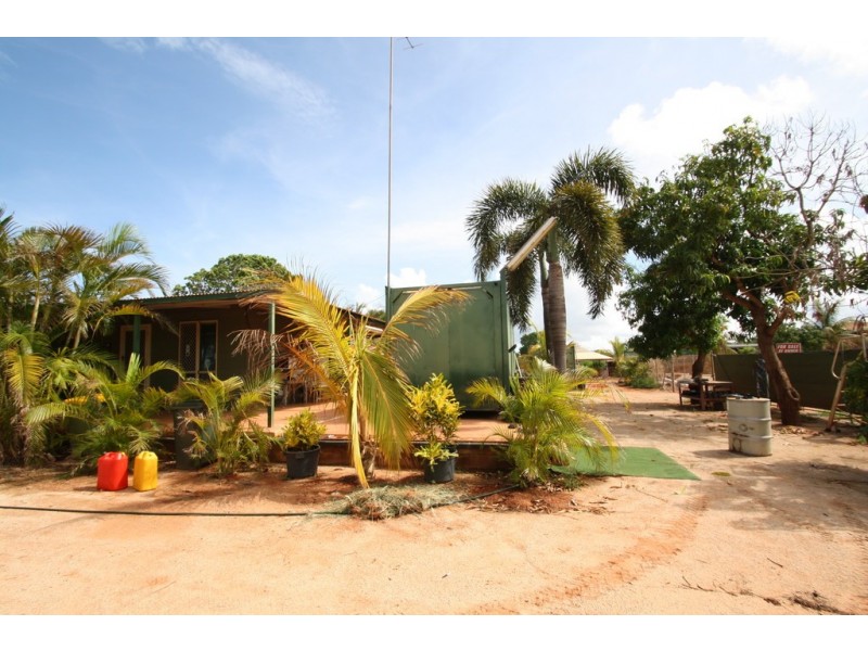 Unit 1 / 2 Decastilla, Minyirr WA 6725