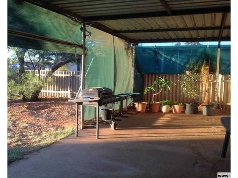 48 Attwood Street, Mount Magnet WA 6638