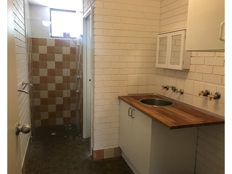 1/6 Robinson Street, Broome WA 6725