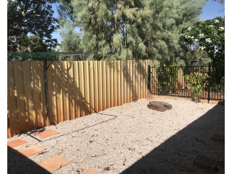 1/6 Robinson Street, Broome WA 6725