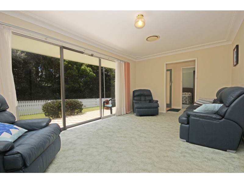 2 Hanley Street, Laurieton NSW 2443