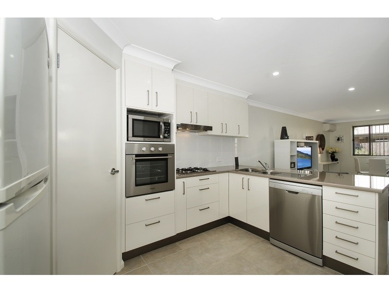 2/131 The Point Drive, Port Macquarie NSW 2444
