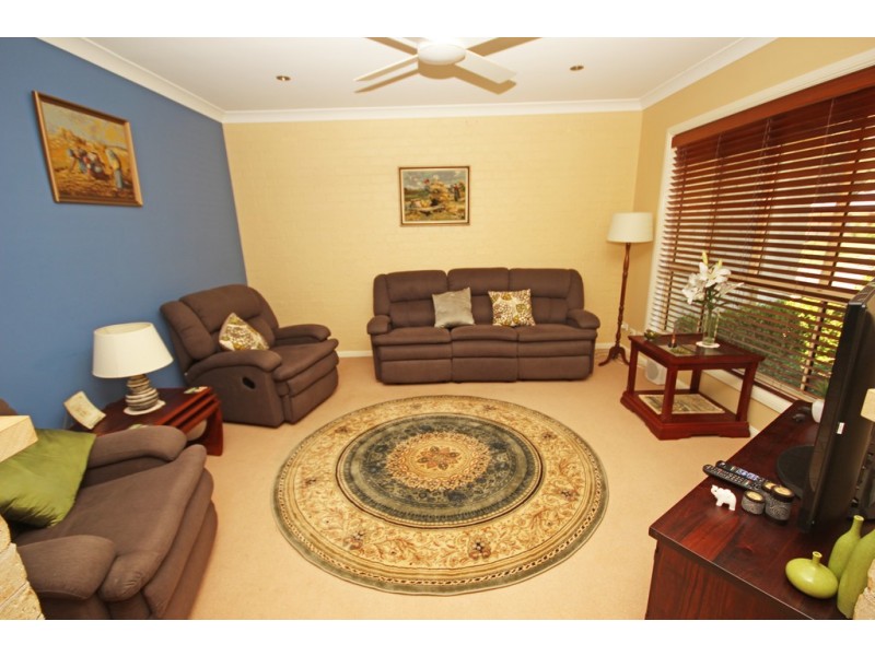 39 Scarborough Way, Dunbogan NSW 2443