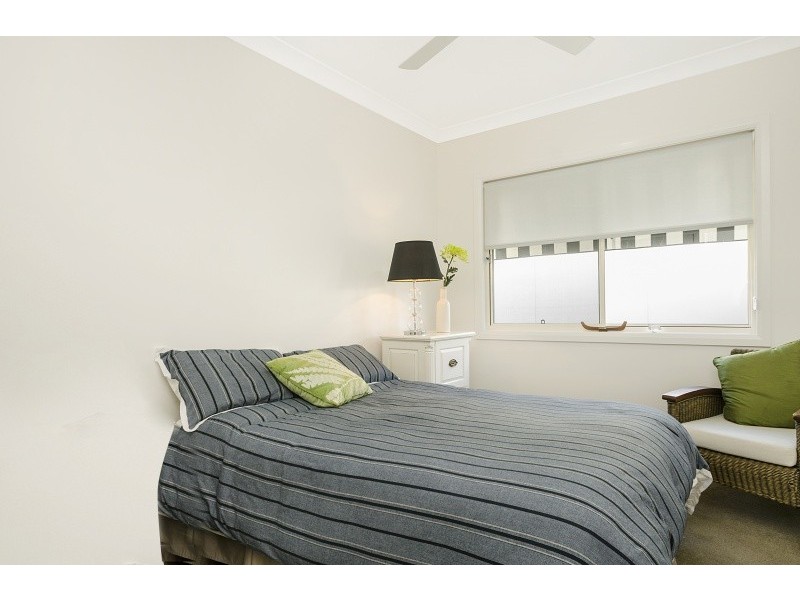 9 Southern Ocean Street, Lake Cathie NSW 2445