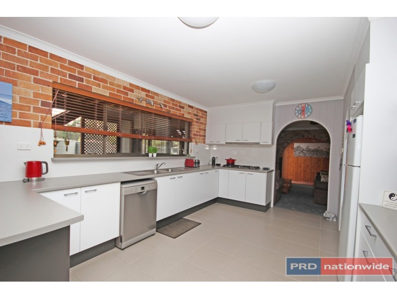 3 Beach Street, Dunbogan NSW 2443