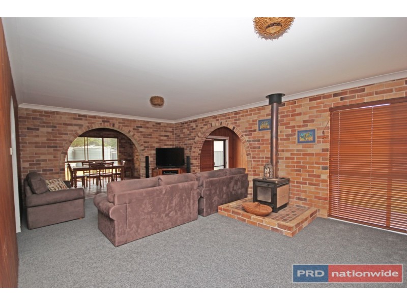 3 Beach Street, Dunbogan NSW 2443