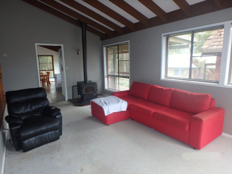 8 Waterview Crescent, West Haven NSW 2443