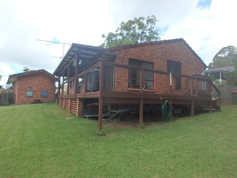 8 Waterview Crescent, West Haven NSW 2443