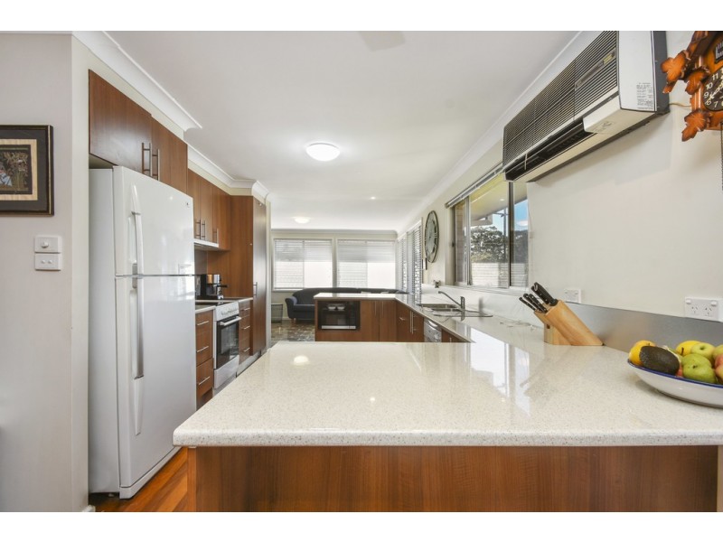 27 Peach Grove, Laurieton NSW 2443