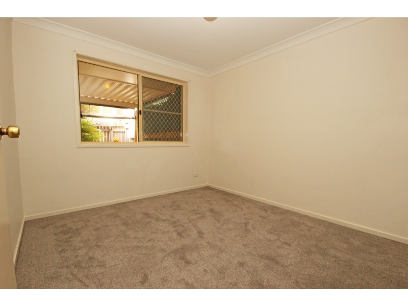 2/13 Lake Street, Laurieton NSW 2443