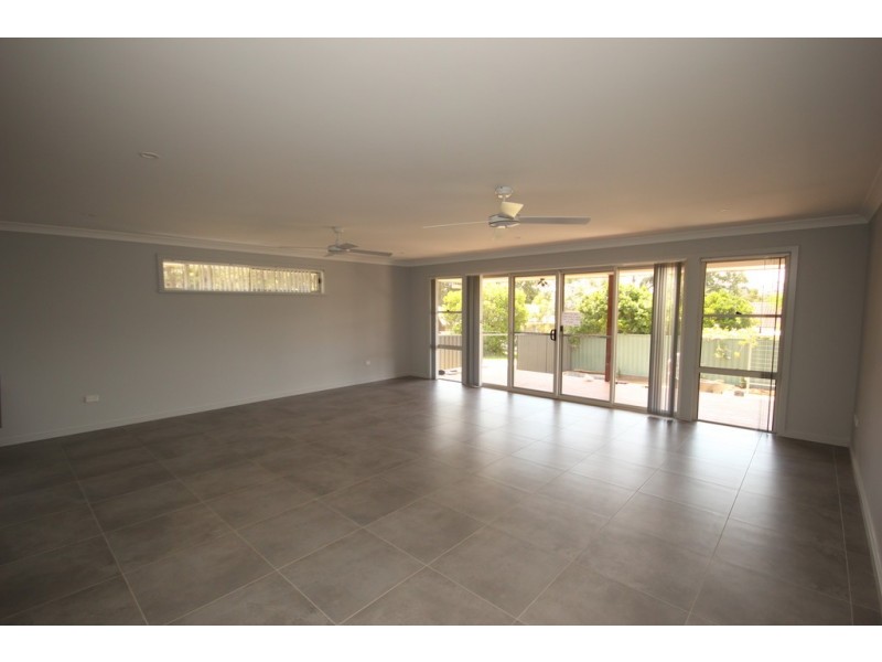 1/28 Fairwinds Avenue, Lakewood NSW 2443