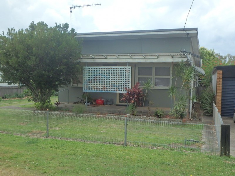 477 Ocean Drive, Laurieton NSW 2443