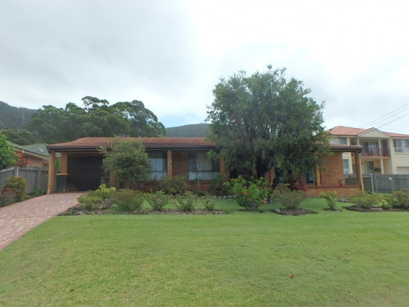 70 Lord Street, Laurieton NSW 2443