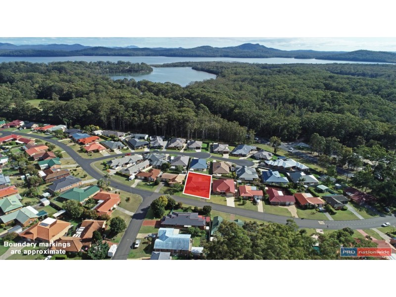 13 Flinders Drive, Laurieton NSW 2443