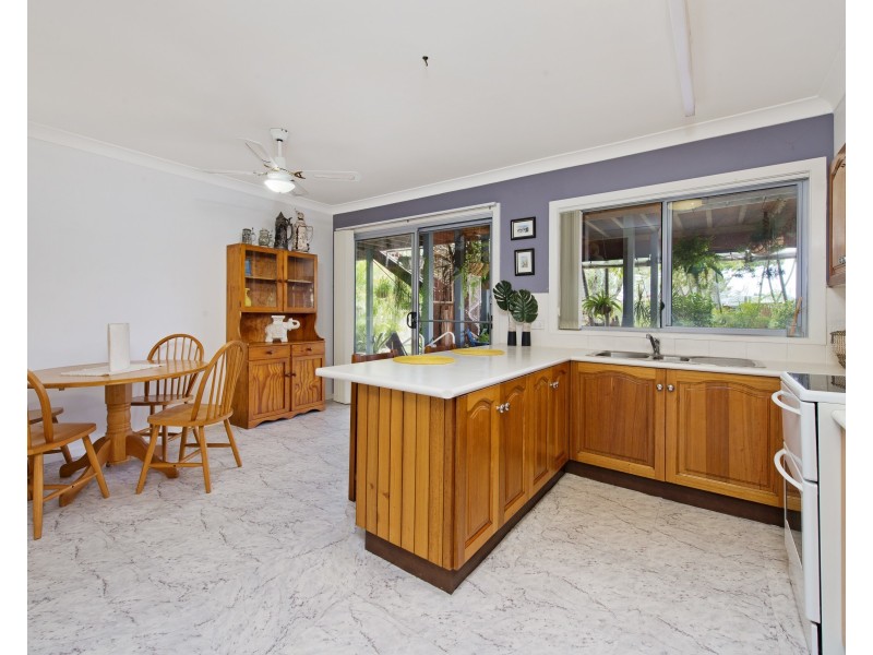 486 Ocean Drive, Laurieton NSW 2443