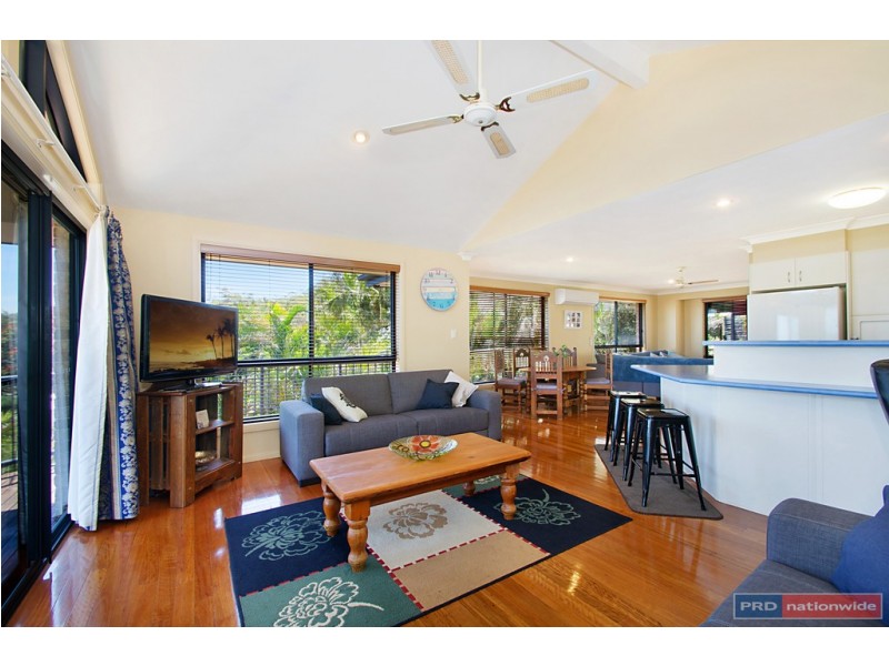 44 Scarborough Way, Dunbogan NSW 2443