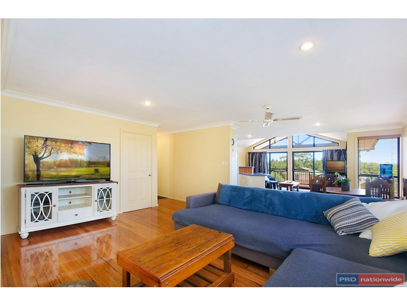 44 Scarborough Way, Dunbogan NSW 2443