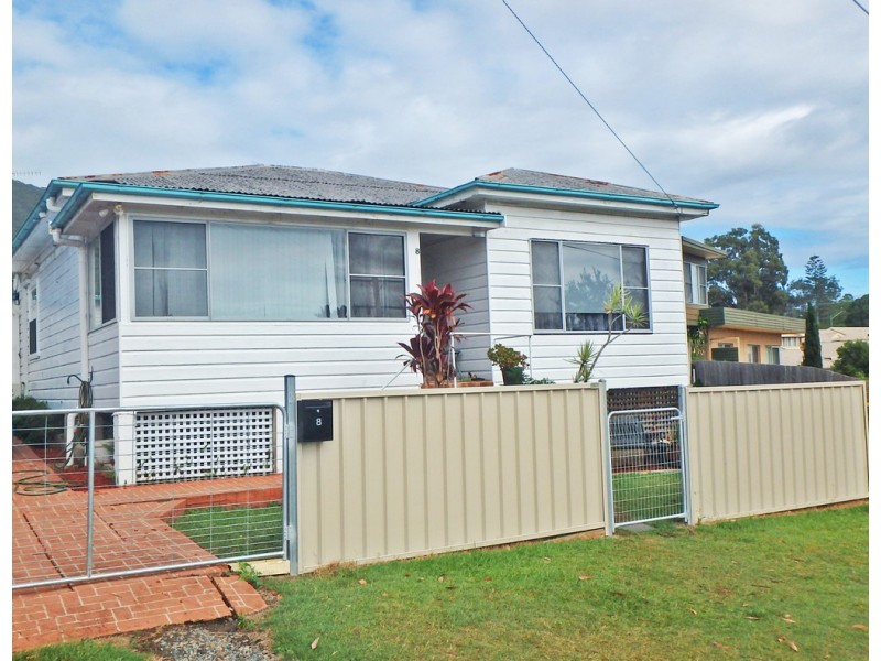 8 Wharf Street, Laurieton NSW 2443