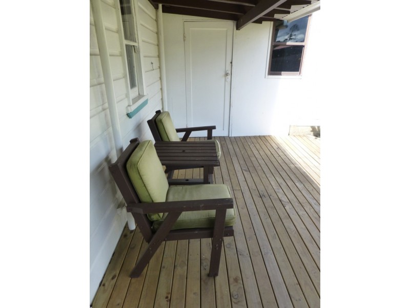 8 Wharf Street, Laurieton NSW 2443