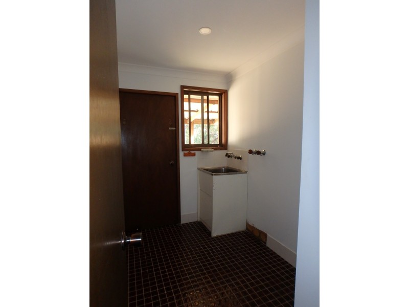 16 Grasstree Way, Rossglen NSW 2439