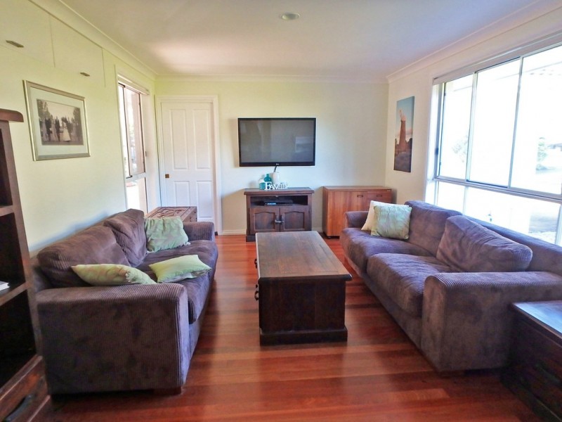 5 Ellerslie Crescent, Lakewood NSW 2443