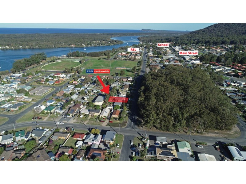 41 Lake Street, Laurieton NSW 2443