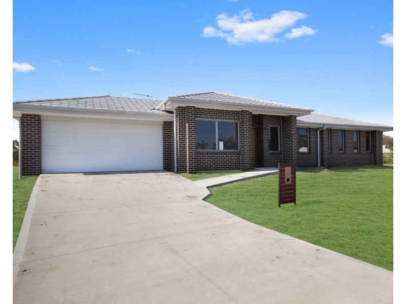 157 Scarborough Way, Dunbogan NSW 2443