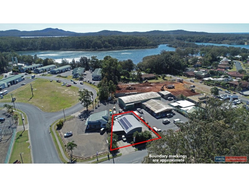 453 Ocean Drive, Laurieton NSW 2443