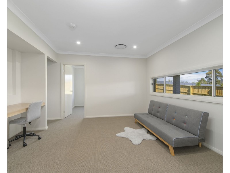 79 South Atlantic Drive, Lake Cathie NSW 2445