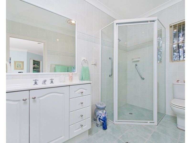 25 Lake View Crescent, West Haven NSW 2443