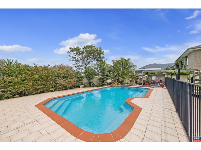 12 Prince of  Wales Drive, Dunbogan NSW 2443