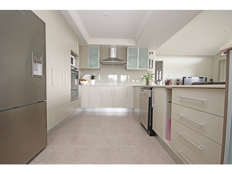 11 Fairwinds Avenue, Laurieton NSW 2443