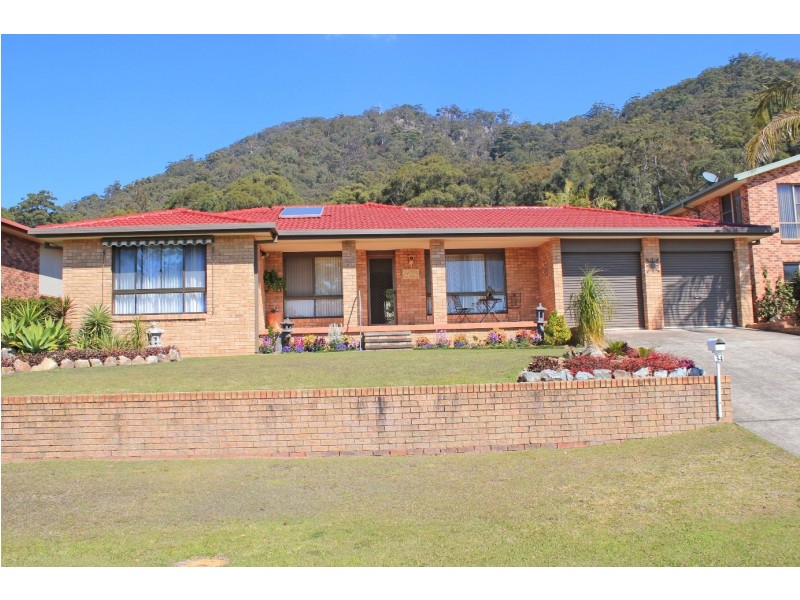 34 Waterview Crescent, Laurieton NSW 2443