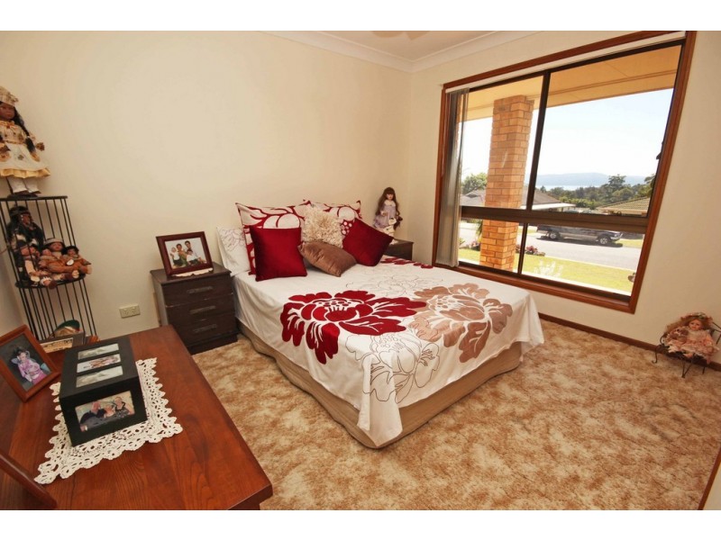 34 Waterview Crescent, Laurieton NSW 2443