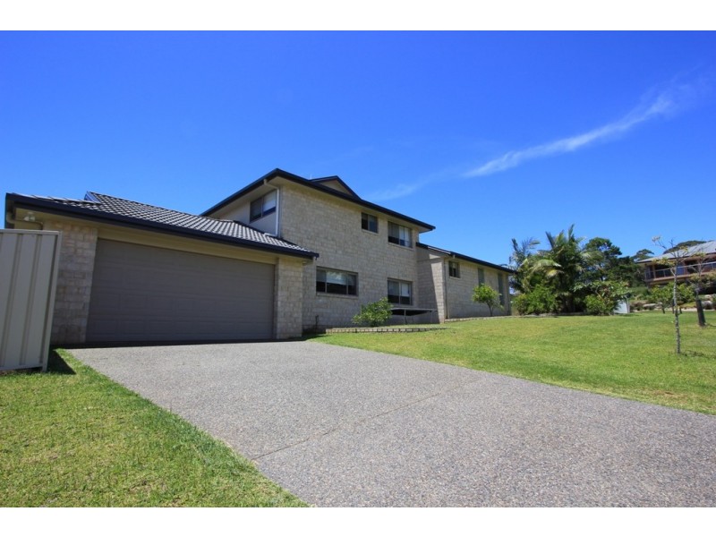 2 St Vincents Way, Bonny Hills NSW 2445