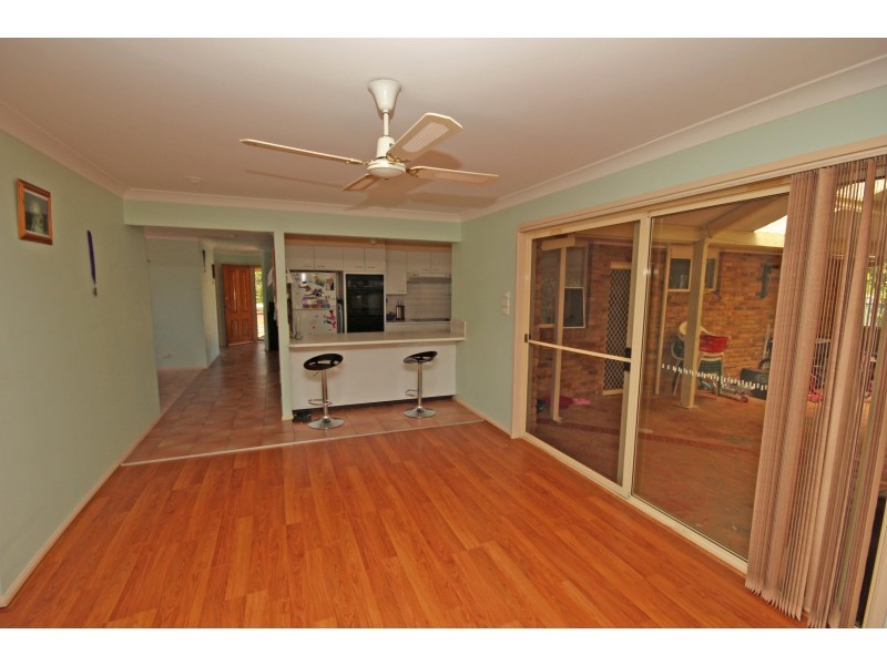 4 Lady Penrhyn Court, Dunbogan NSW 2443