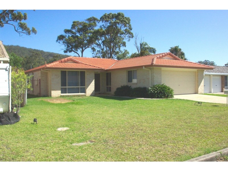 89 Sirius Drive, Laurieton NSW 2443