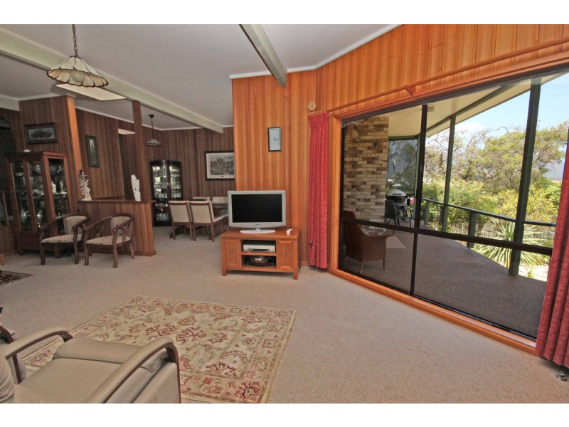 8 Unique Close, Camden Head NSW 2443