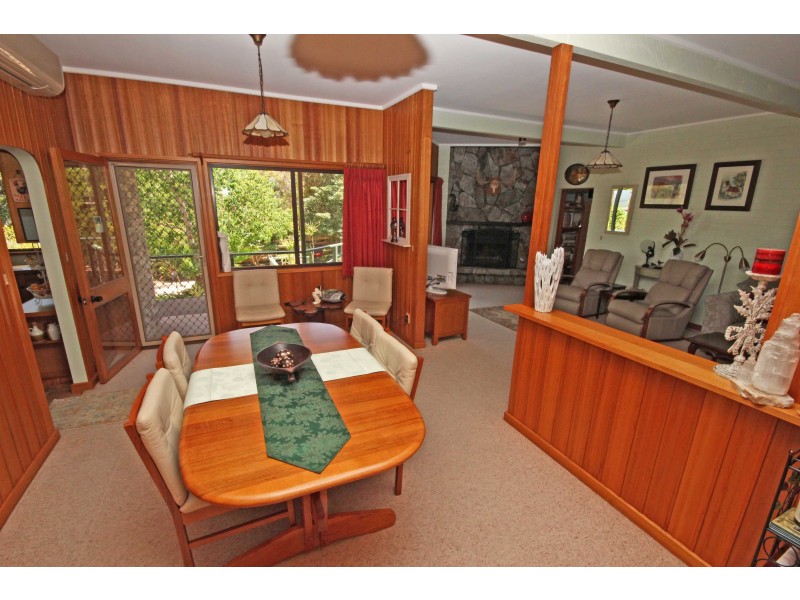 8 Unique Close, Camden Head NSW 2443