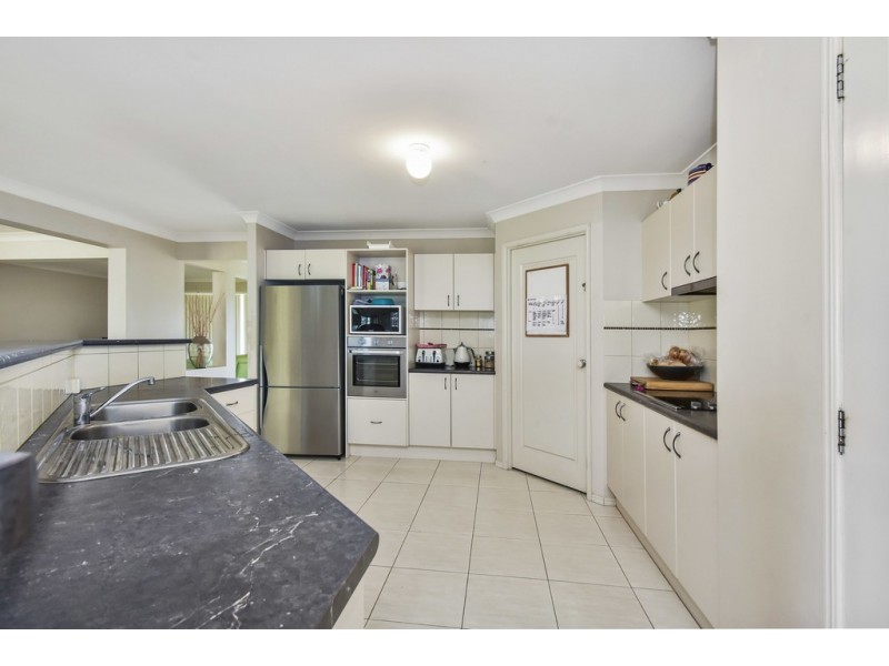 9 Alexander Close, Dunbogan NSW 2443