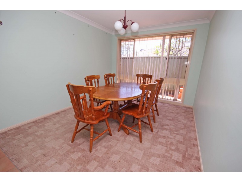 4 Lady Penrhyn Court, Dunbogan NSW 2443