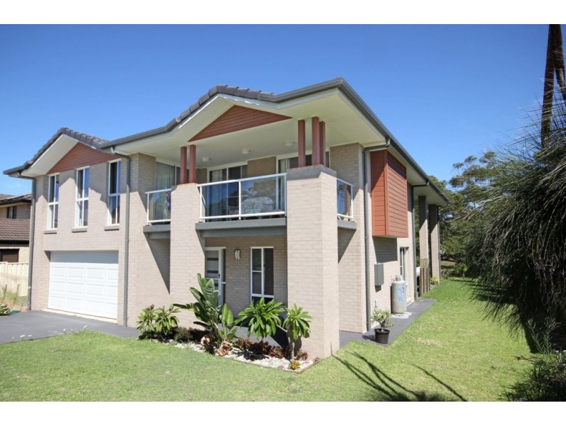 10 Prince of Wales Drive, Dunbogan NSW 2443