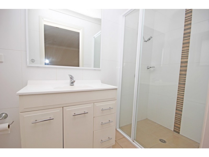 Villa 2, 7 Ringtail Crescent, Laurieton NSW 2443