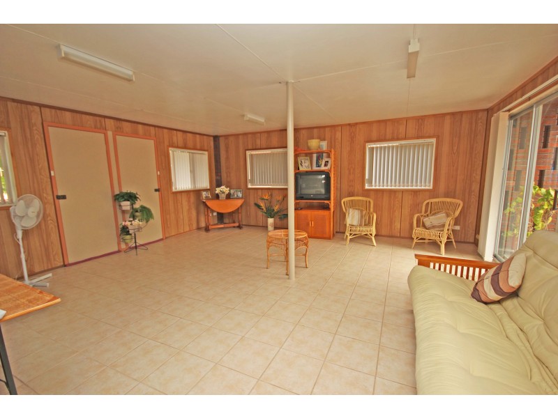 460 Ocean Drive, Laurieton NSW 2443