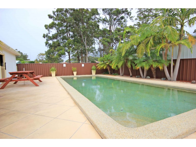460 Ocean Drive, Laurieton NSW 2443